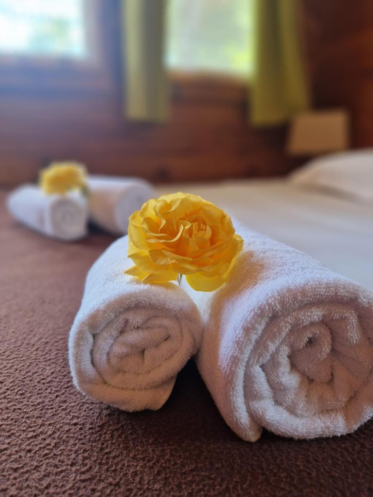 Mare E Monti Hotel Porto Pollo Ngoại thất bức ảnh